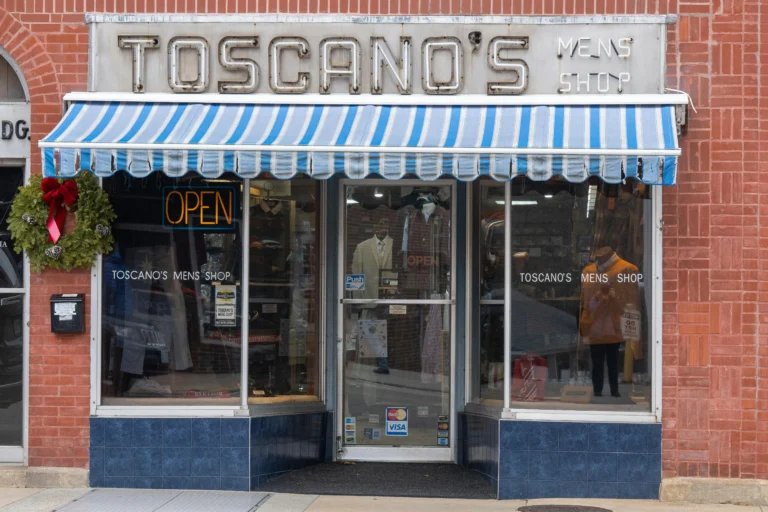 Rhode Island ATM Advantage: How ATM Ownership Builds Cash Flow and Customer Convenience